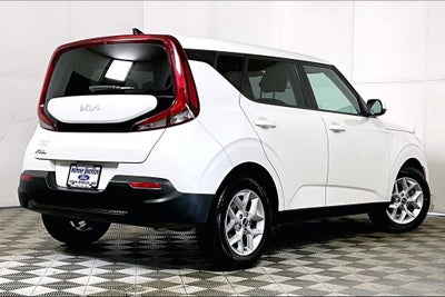 2022 Kia Soul LX