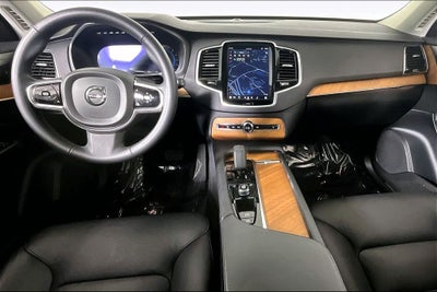 2024 Volvo XC90 B6 Plus Bright Theme