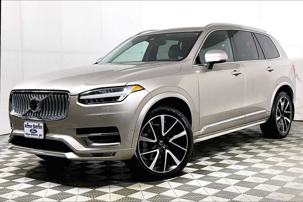 2024 Volvo XC90 B6 Plus Bright Theme