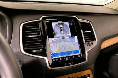2024 Volvo XC90 B6 Plus Bright Theme