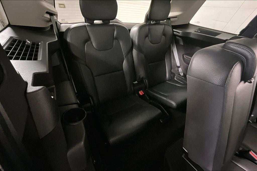 2024 Volvo XC90 B6 Plus Bright Theme