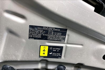 2024 Volvo XC90 B6 Plus Bright Theme