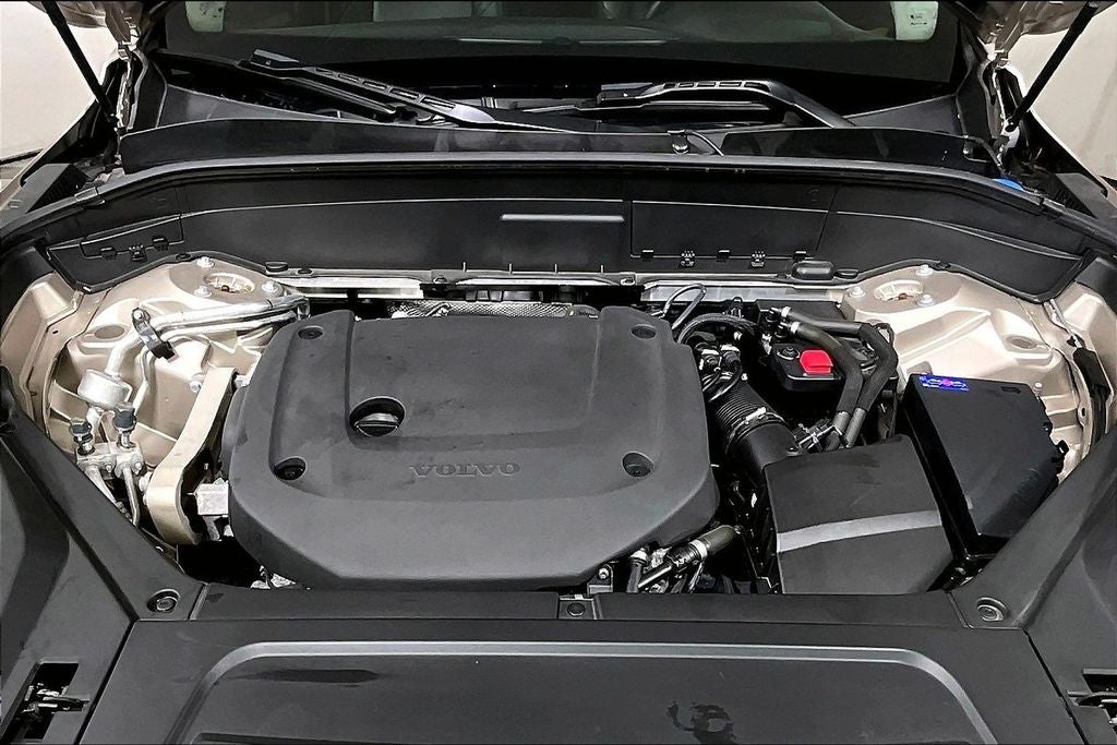 2024 Volvo XC90 B6 Plus Bright Theme