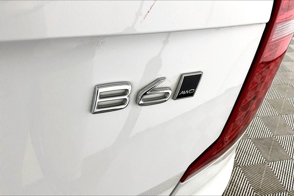 2024 Volvo XC90 B6 Plus Bright Theme