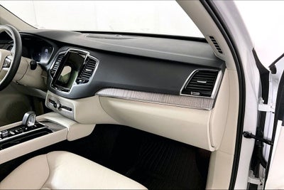 2024 Volvo XC90 B6 Plus Bright Theme