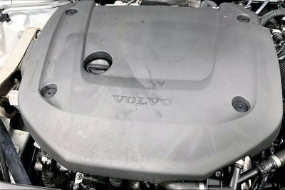 2024 Volvo XC90 B6 Plus Bright Theme