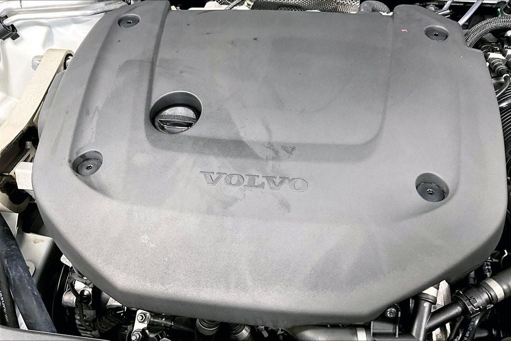 2024 Volvo XC90 B6 Plus Bright Theme