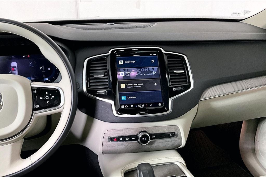 2024 Volvo XC90 B6 Plus Bright Theme