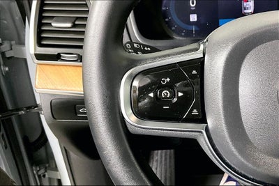 2024 Volvo XC90 B6 Plus Bright Theme