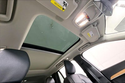 2024 Volvo XC90 B6 Plus Bright Theme