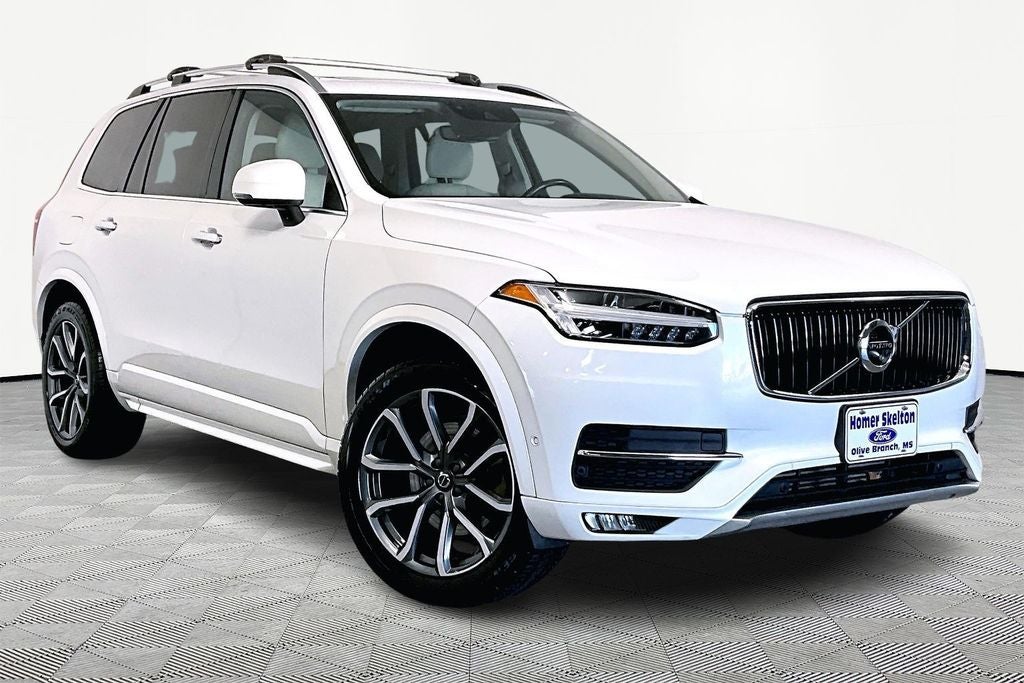 2017 Volvo XC90 T6 Momentum