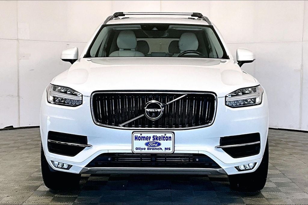 2017 Volvo XC90 T6 Momentum