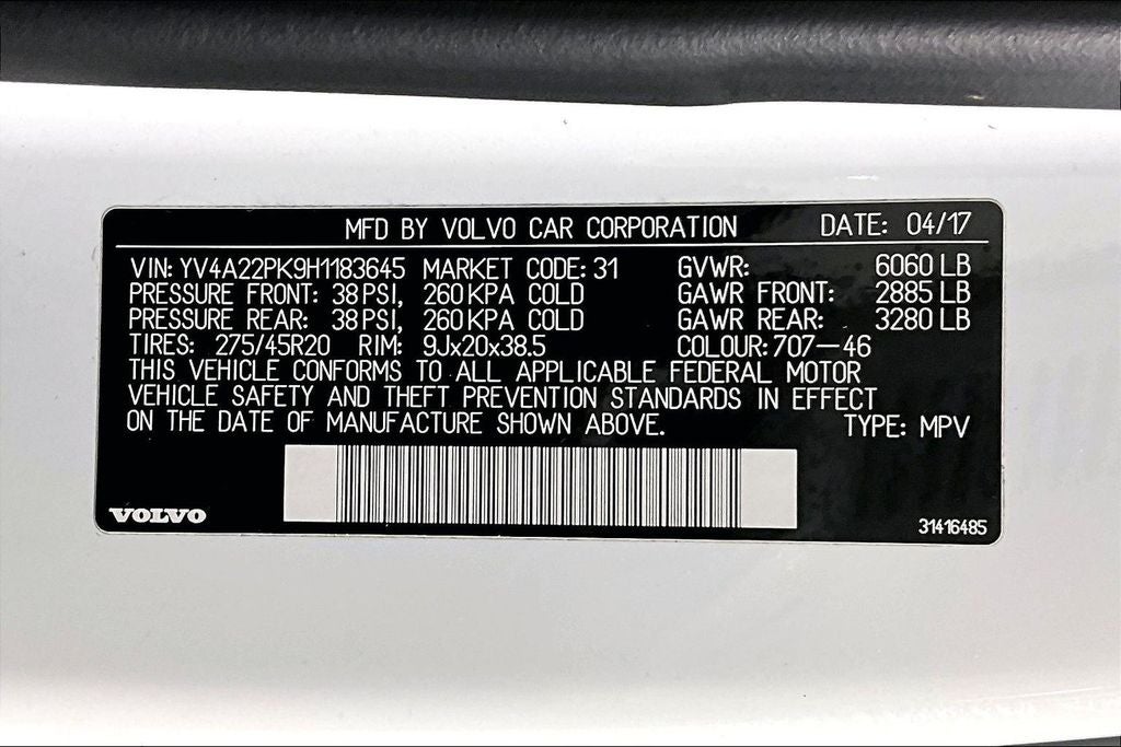 2017 Volvo XC90 T6 Momentum