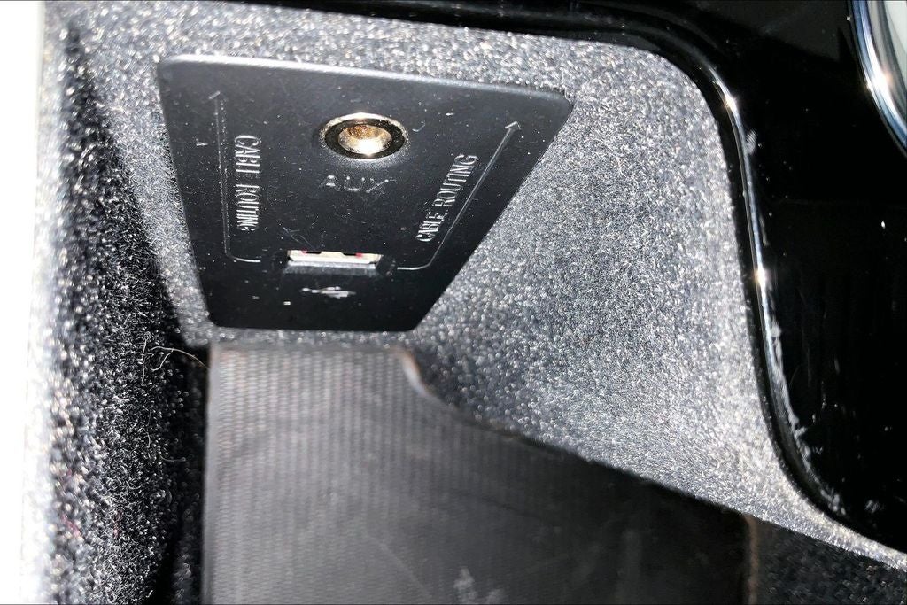 2017 Volvo XC90 T6 Momentum