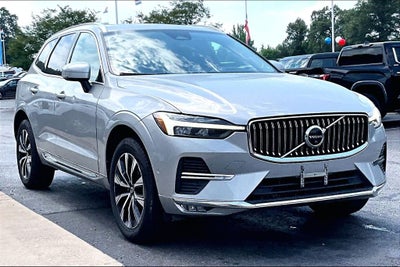 2023 Volvo XC60 B5 Plus Bright Theme