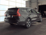 2025 Volvo V60 Cross Country B5 Plus