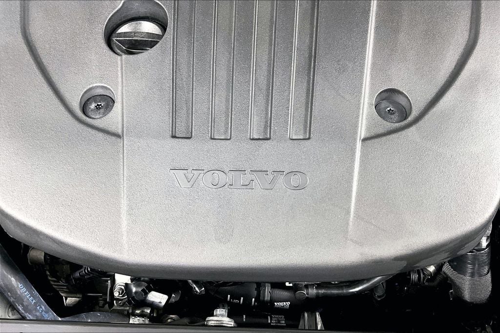 2025 Volvo V60 Cross Country Plus - Photo 31