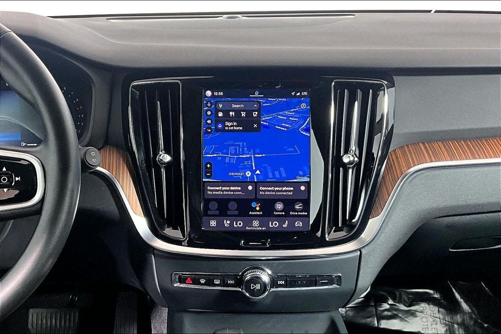 2025 Volvo V60 Cross Country Plus - Photo 6