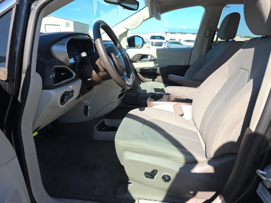 2017 Chrysler Pacifica Touring L