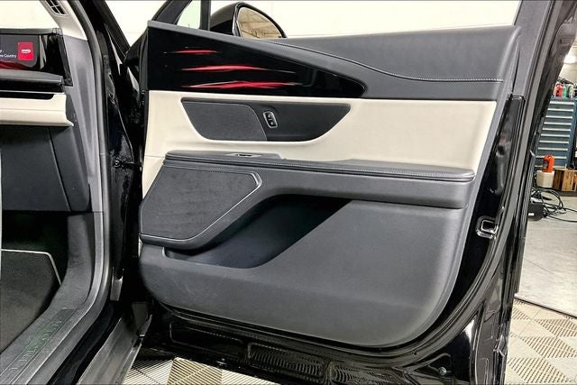 2024 Lincoln Nautilus Reserve