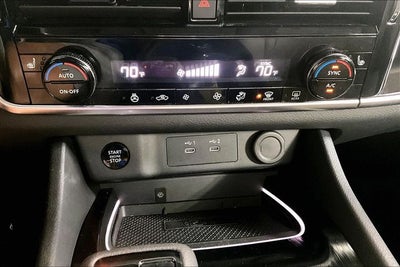 2024 Nissan Rogue SL