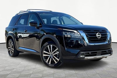2024 Nissan Pathfinder Platinum