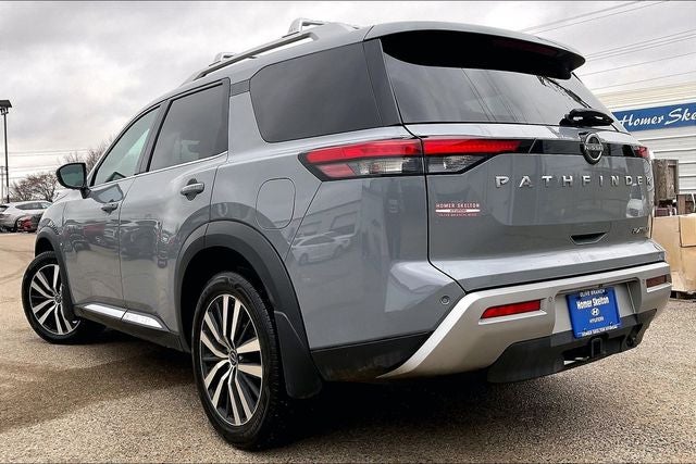 2024 Nissan Pathfinder Platinum