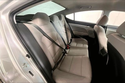 2019 Hyundai Elantra SE