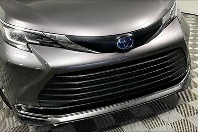 2021 Toyota Sienna XLE 8 Passenger