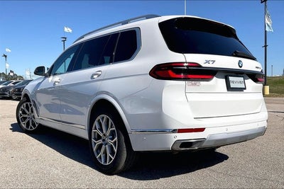 2023 BMW X7 xDrive40i