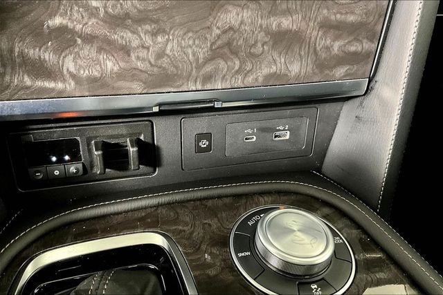 2024 Nissan Armada Platinum