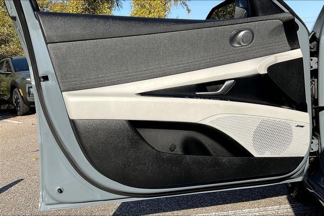 2021 Hyundai Elantra Limited