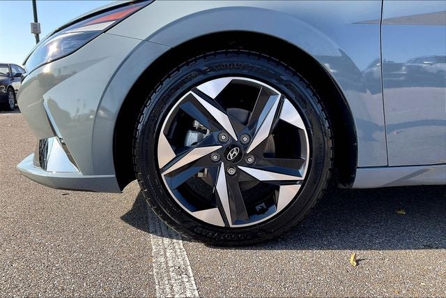 2021 Hyundai Elantra Limited