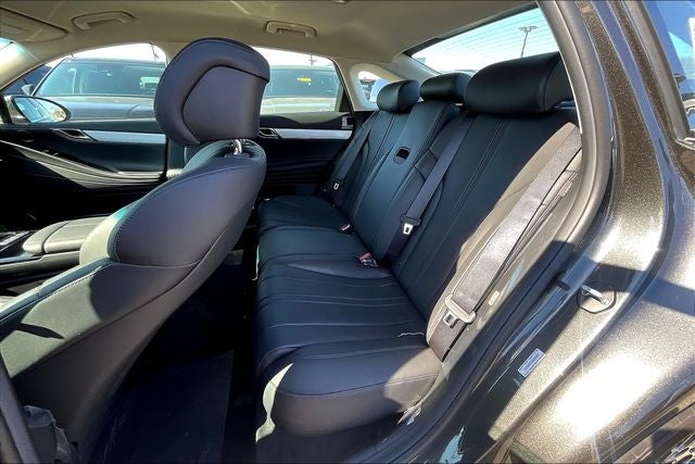 2025 Genesis G80 2.5T