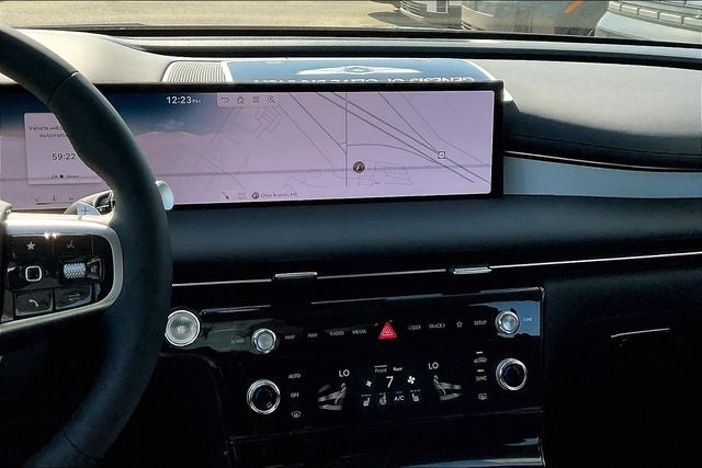 2025 Genesis G80 2.5T