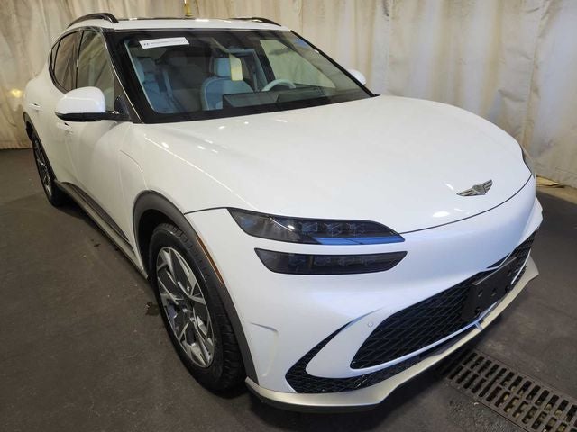 2024 Genesis GV60 Standard