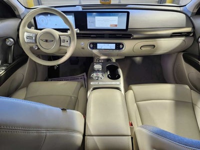 2024 Genesis GV60 Standard