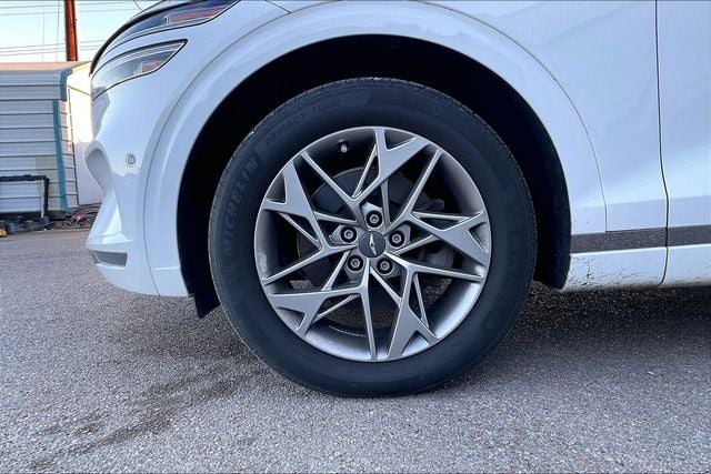 2022 Genesis GV70 2.5T