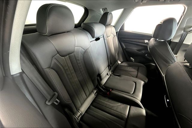 2024 Audi Q5 45 S line Premium quattro