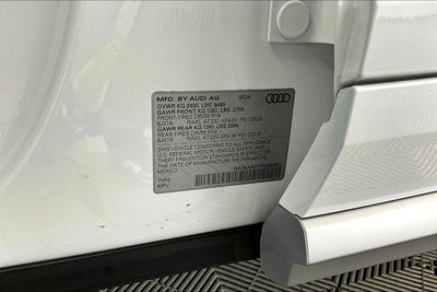 2024 Audi Q5 45 S line Premium quattro