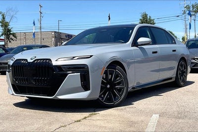 2023 BMW 7 Series 740i