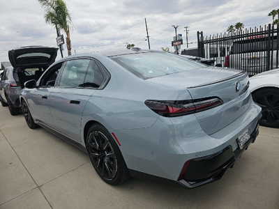 2023 BMW 7 Series 740i