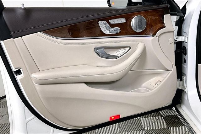 2018 Mercedes-Benz E 300 E 300