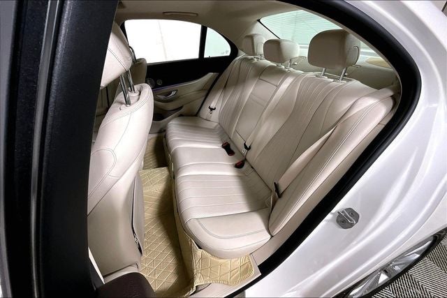 2018 Mercedes-Benz E 300 E 300