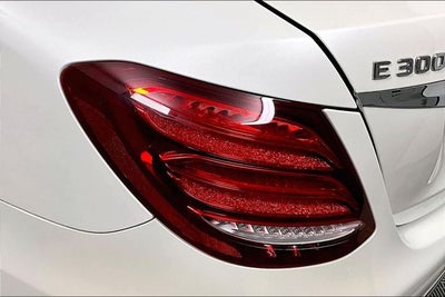 2018 Mercedes-Benz E 300 E 300