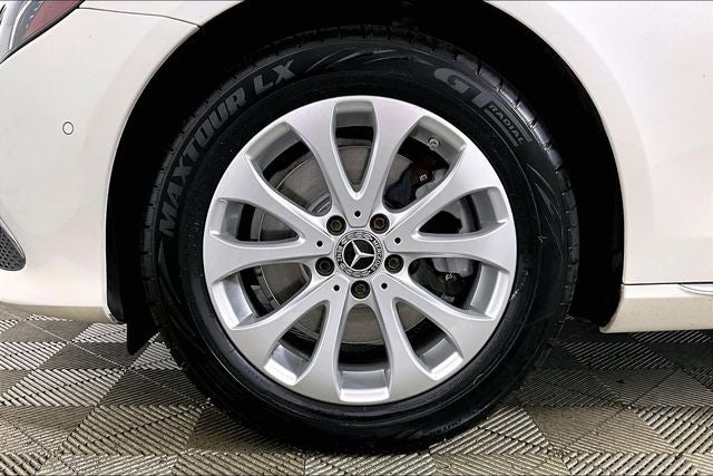 2018 Mercedes-Benz E 300 E 300