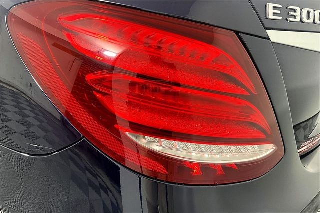 2017 Mercedes-Benz E 300 E 300