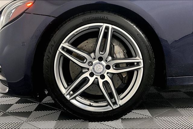 2017 Mercedes-Benz E 300 E 300
