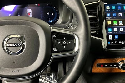 2024 Volvo XC90 B6 Plus Bright Theme