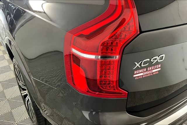 2024 Volvo XC90 B6 Plus Bright Theme